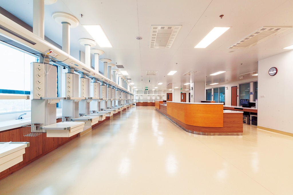 醫(yī)院-來賓市興賓區(qū)人民醫(yī)院住院樓潔凈區(qū)域 手術(shù)室/ICU裝修與安裝工程