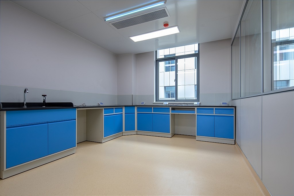 醫(yī)院-南寧市邕寧區(qū)人民醫(yī)院  手術(shù)室/ICU裝修與安裝工程